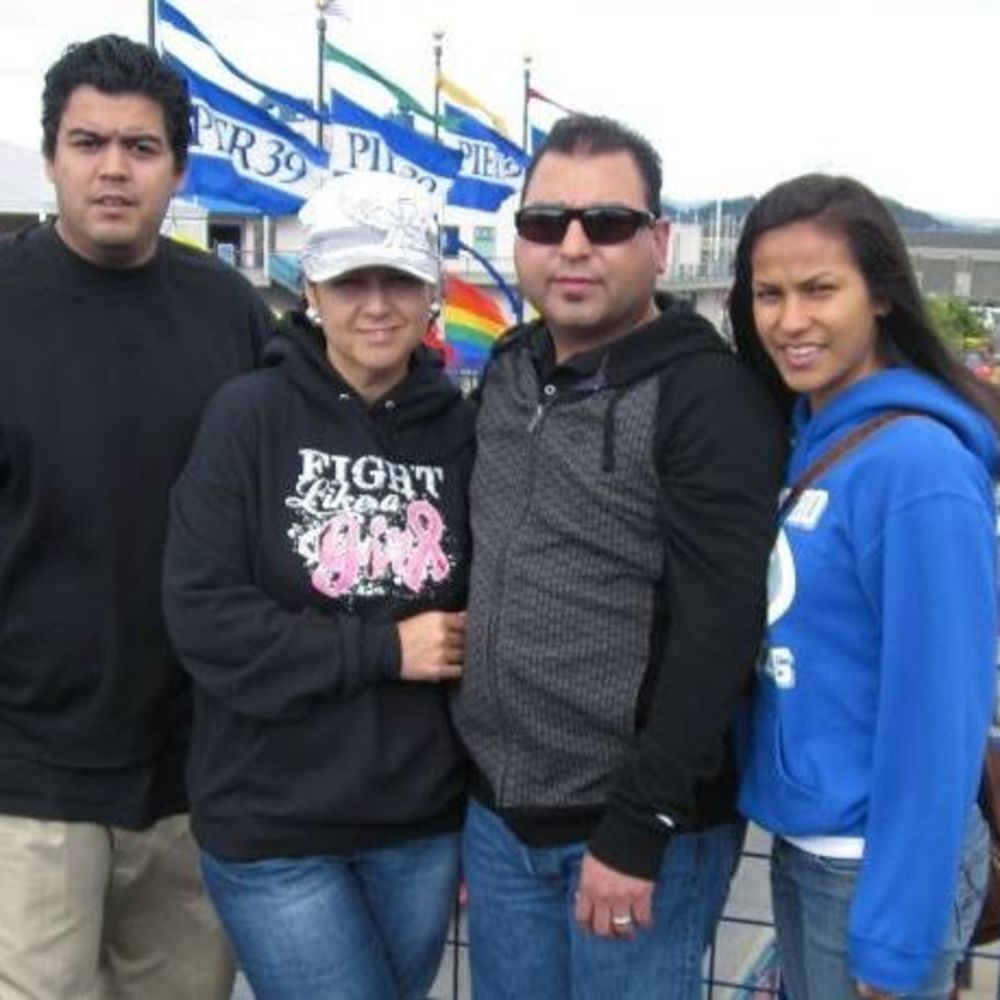 Meet your Posher, Yvette